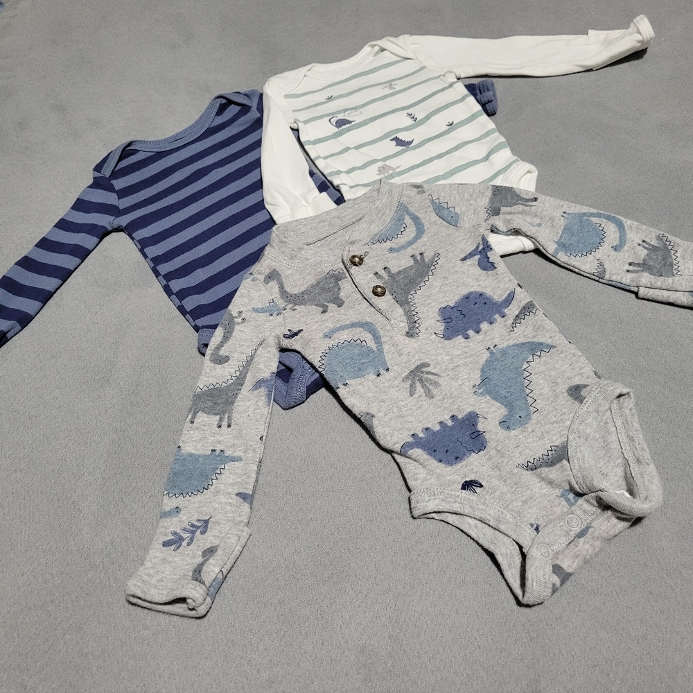Carter's Longsleeved Newborn Onesies